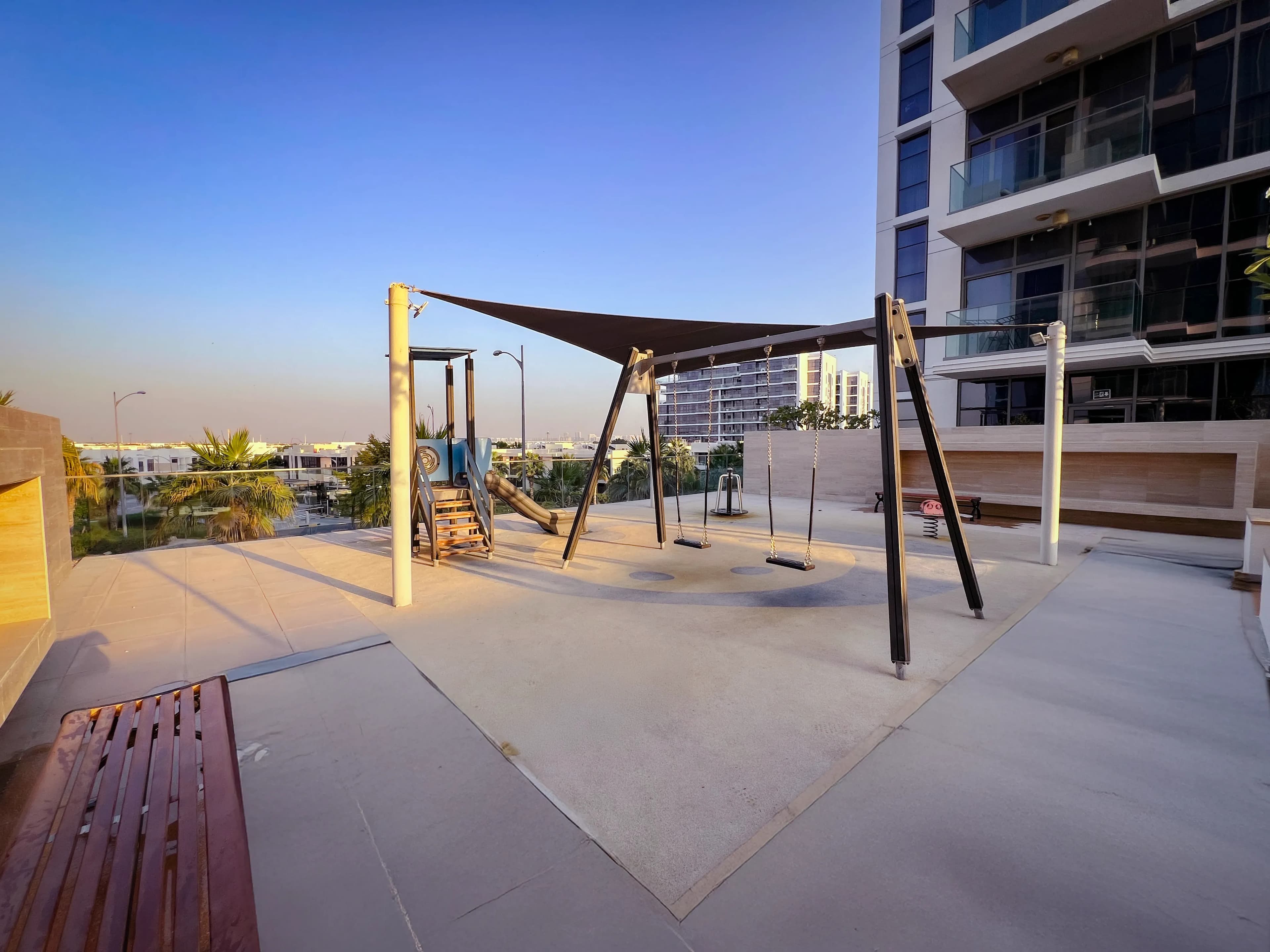 Golf veduta damac ready to move in  hills big layout-same-floor-gym-pool - Additional Image